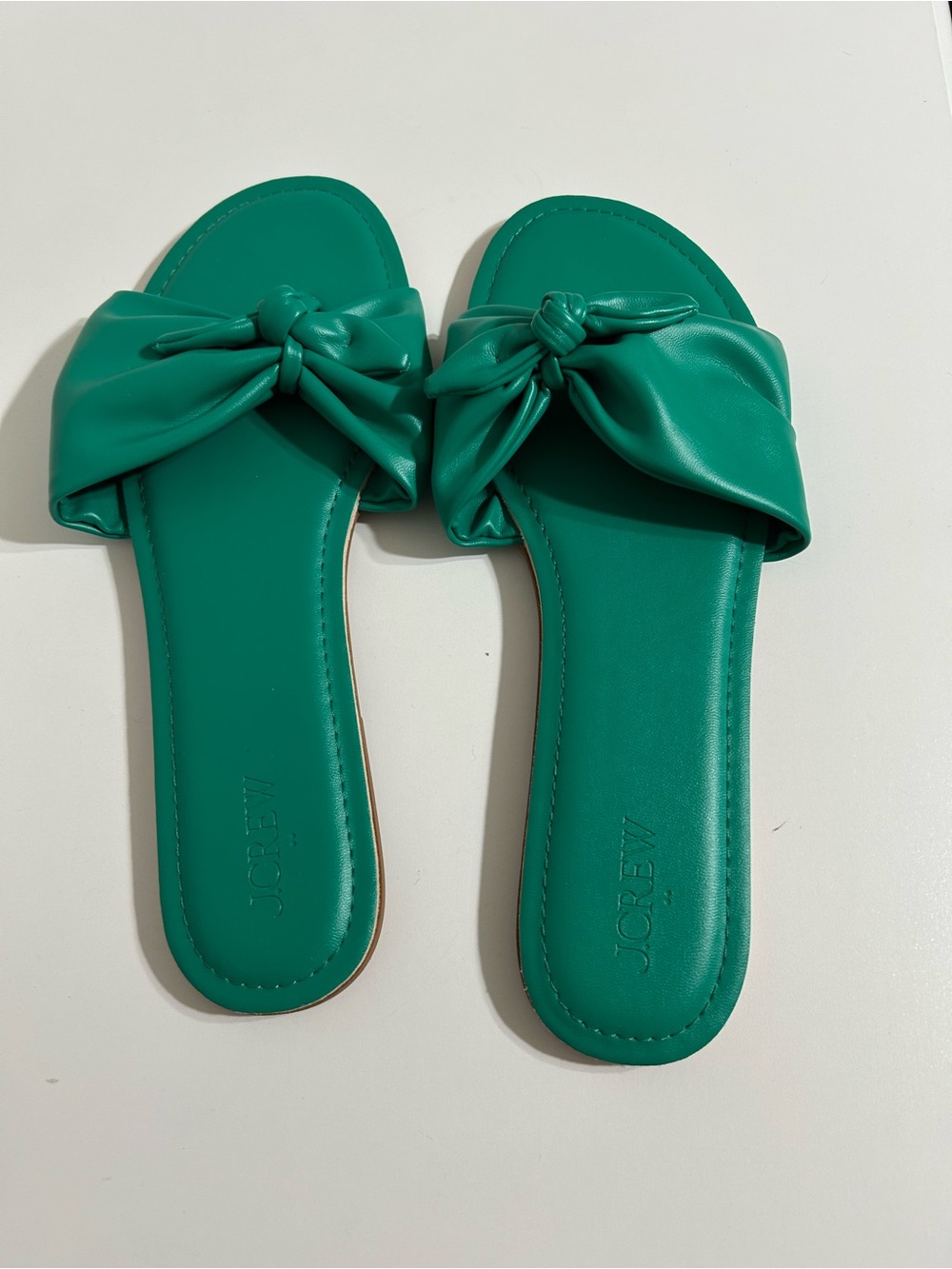 Green J. Crew Flip Flops 🩴 Sandals